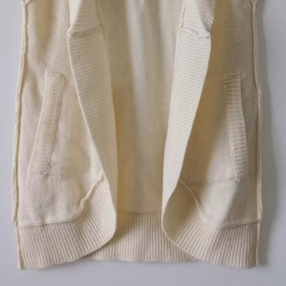The Impeccable Pig Women's Ivory Open Front Pockets Crochet Vest Size Small - Picture 3 of 7